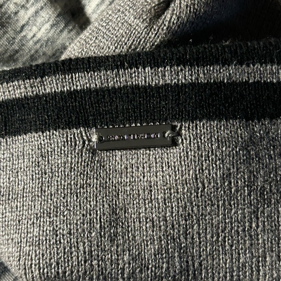 Authentic Michael Kors beanie - Picture 3 of 3